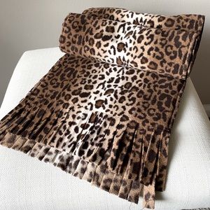 Leopard Print Fleece Scarf